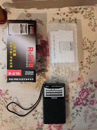 Radio transistor portátil am fm tecsun R218