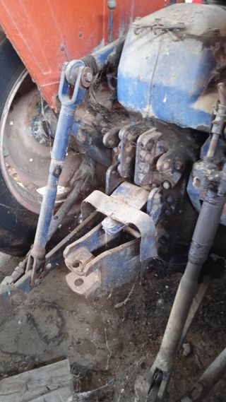 Tractor Doble Traccion Same Drago 120.