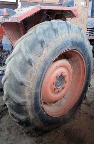 Tractor Doble Traccion Same Drago 120.