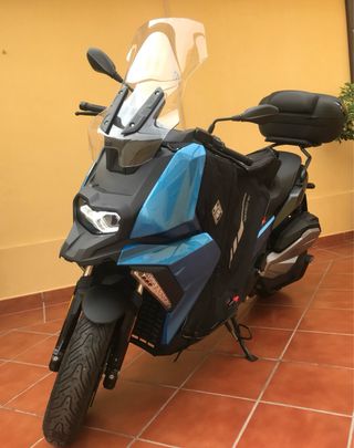 Manta Tucano Urbano Negra para bmw c400x R196PRO-X