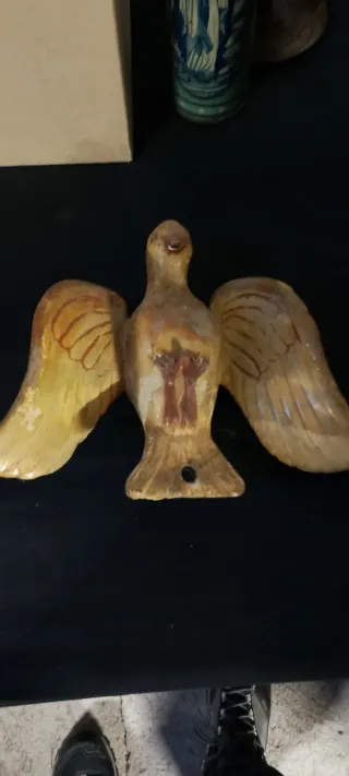 Antiguo Espíritu Santo de altar