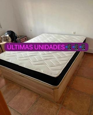 Canapés y colchones en liquidación