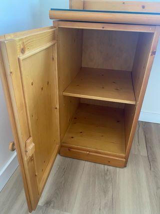 Escritorio madera pino pintado a mano