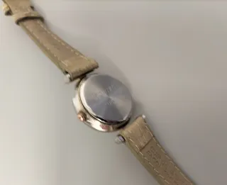 Orologio Lip Vintage Quarzo Beige/Oro/Argento