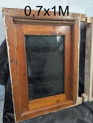 Conjunto de 14 ventanas y puerta de madera maciza