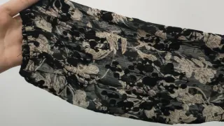 Vestido Curto Boho Floral Preto e Bege