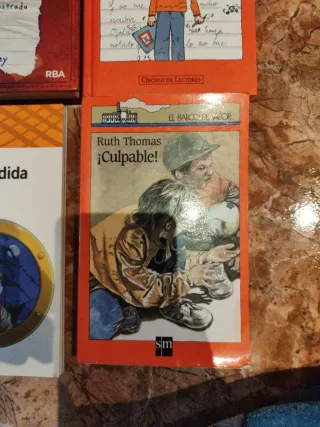 Lote 4 libros juveniles