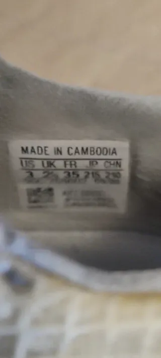 Botas de fútbol Adidas niño T35