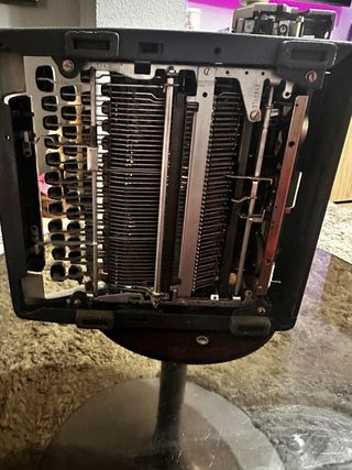 Máquina de escribir Olympia Vintage Alemana