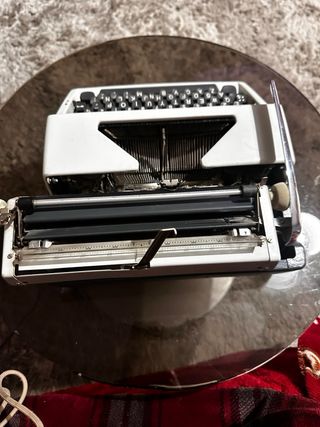 Máquina de escribir Olympia Vintage Alemana