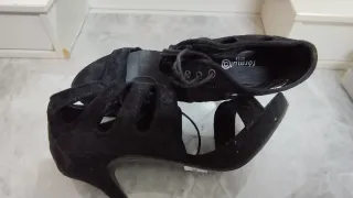 Sandalias negras encaje con cordones