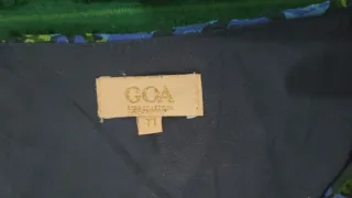 Vestido floral azul curto romântico