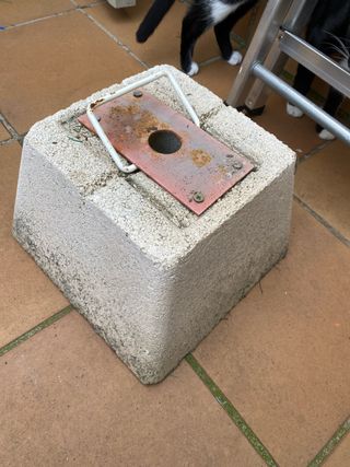 Base para sombrilla de hormigón