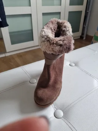 Botines tacón ante piel vuelta