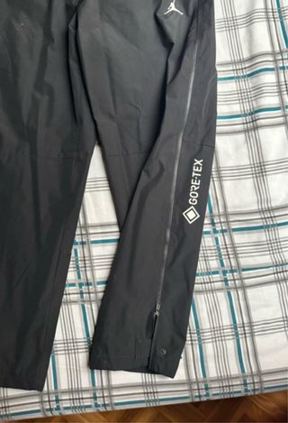 Pantalón Jordan Gore-Tex Negro