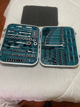 Maletín de herramientas azul