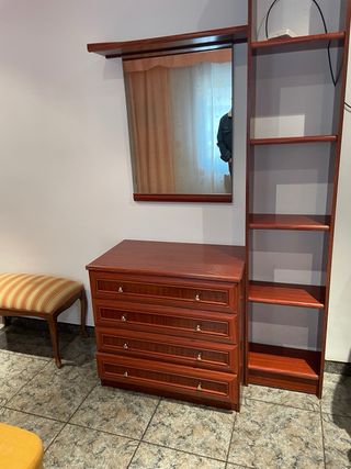 Mueble tocador vintage con espejo