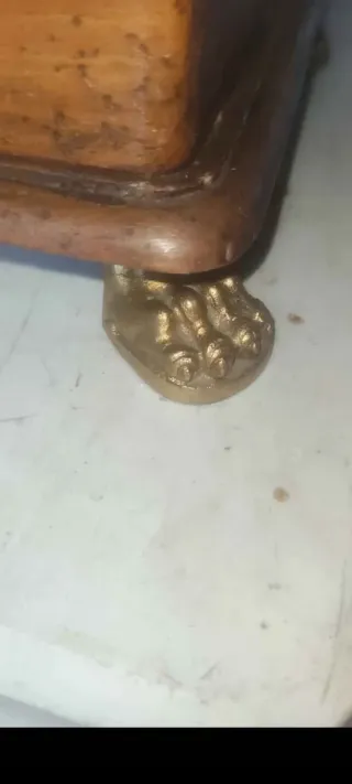 Balanza antigua madera y latón