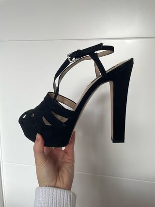 Sandalias tacón Zara negras