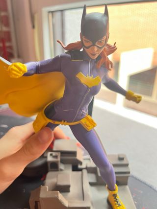 Figura DC Batgirl Coleccionista