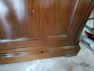 Librería de madera maciza