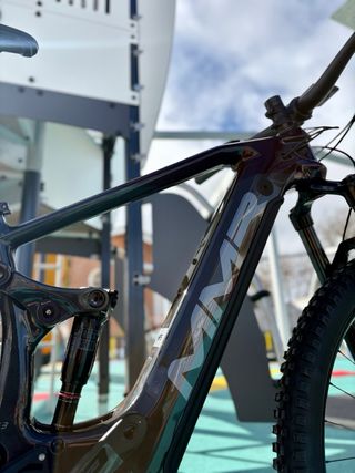 MMR X Bolt 120 Carbono motor Bosch