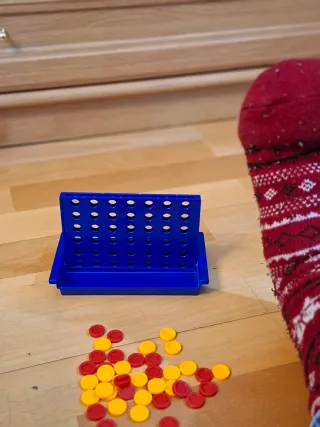 Juego 4 en Raya de viaje