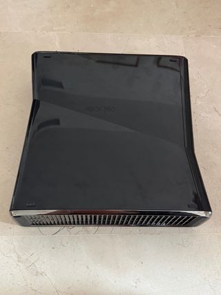 Xbox 360 Negra + 5 Juegos
