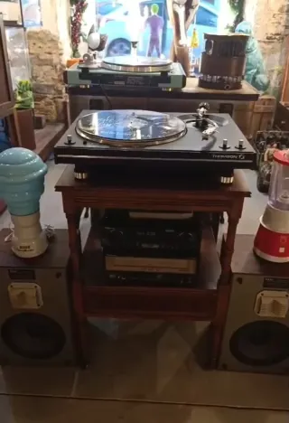 Mobili per impianti audio Hi-Fi