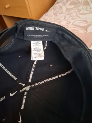 Gorra Nike Negra y Gris