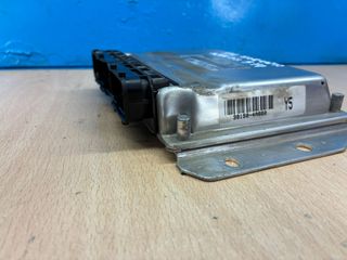 0281011579 Centralita ECU / UCE  Kia Sorento