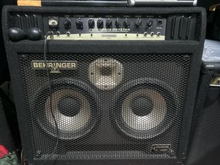 Amplificador Behringer Ultrabass BX4210A