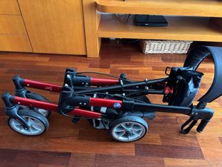 Andador con asiento y ruedas