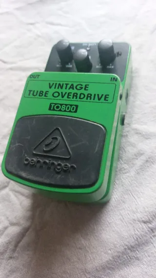 Behringer TO800 Vintage Tube Overdrive Pedal
