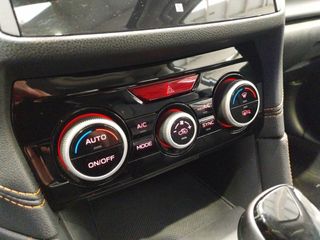 Subaru XV 2.0i Hybrid CVT Executive Plus