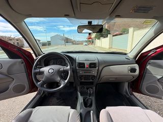 Nissan Almera 2003