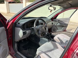 Nissan Almera 2003