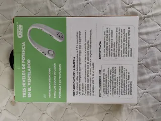 Ventilador de cuello blanco