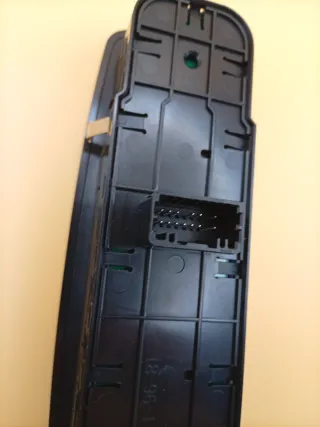 Botonera Elevalunas Renault Megane 3