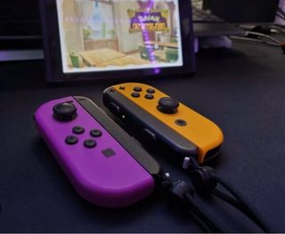 Joy-Con Morado y Amarillo Nintendo Switch