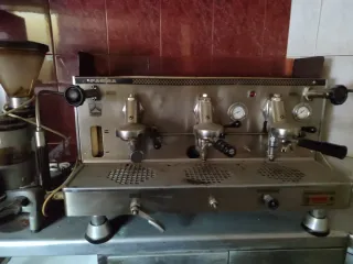 Cafetera de bar profesional
