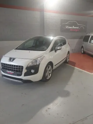 Peugeot 3008 2011