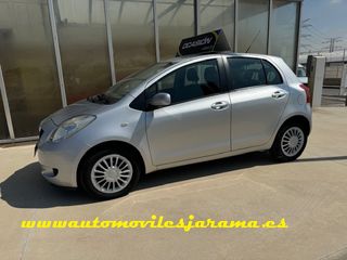 TOYOTA Yaris 1.3 VVTi Luna