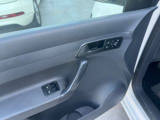 Volkswagen Caddy 2013