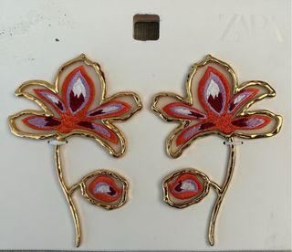 Pendientes flor Zara nuevos