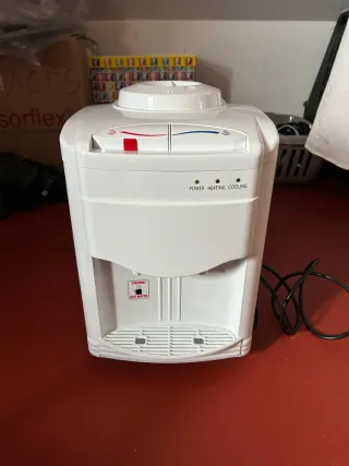 Fuente Agua Fría y Caliente