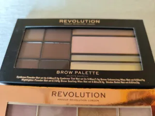 Paleta Revolution Brow y Blush Highlight