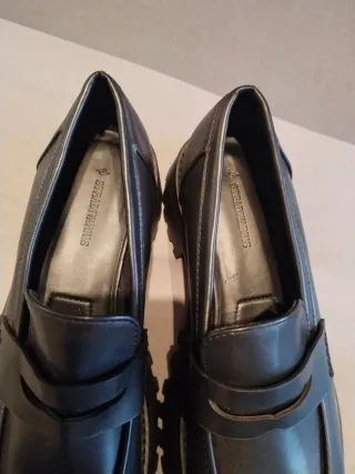 Zapatos Stradivarius negros talla 39