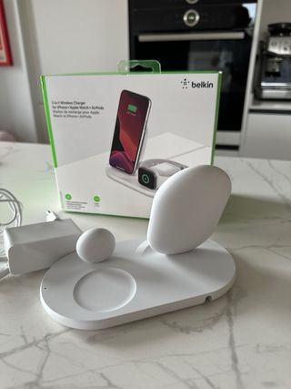 Cargador Belkin 3 en 1 iPhone, Watch, AirPods
