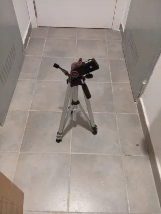 Trípode Slik Altura Ajustable